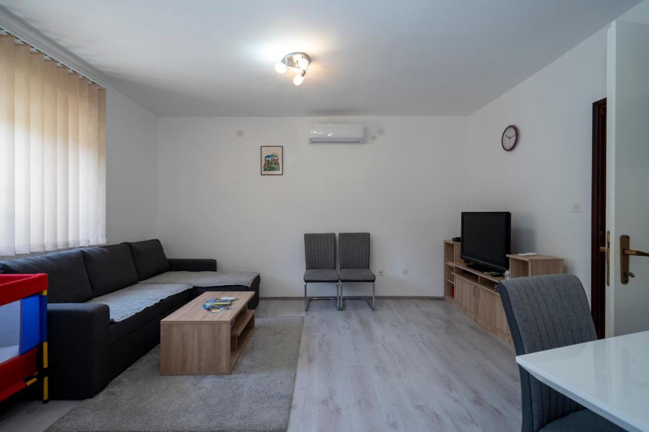 Apartman Curcic 克宁 外观 照片